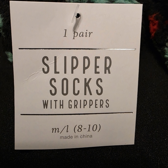 3 Pairs Of Cherry Slipper Socks Size M/L (8-10) - Picture 3 of 4